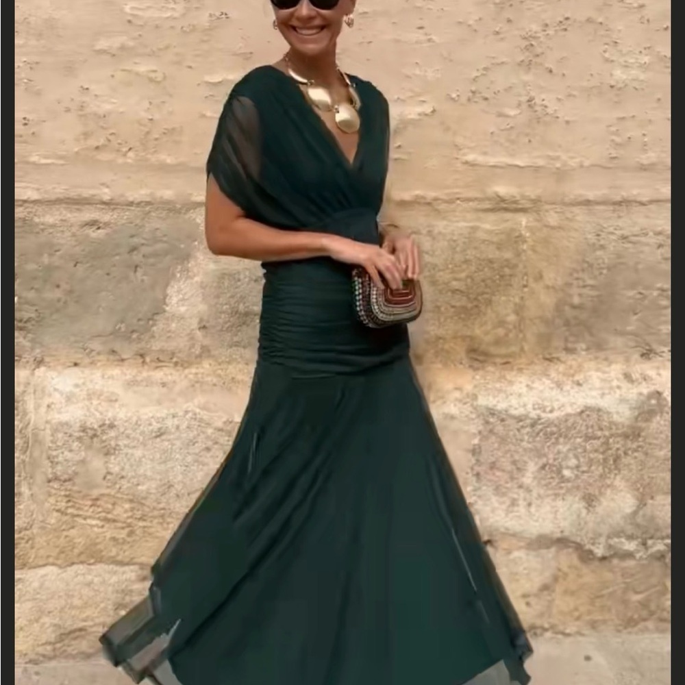 Elegant Green Evening Gown